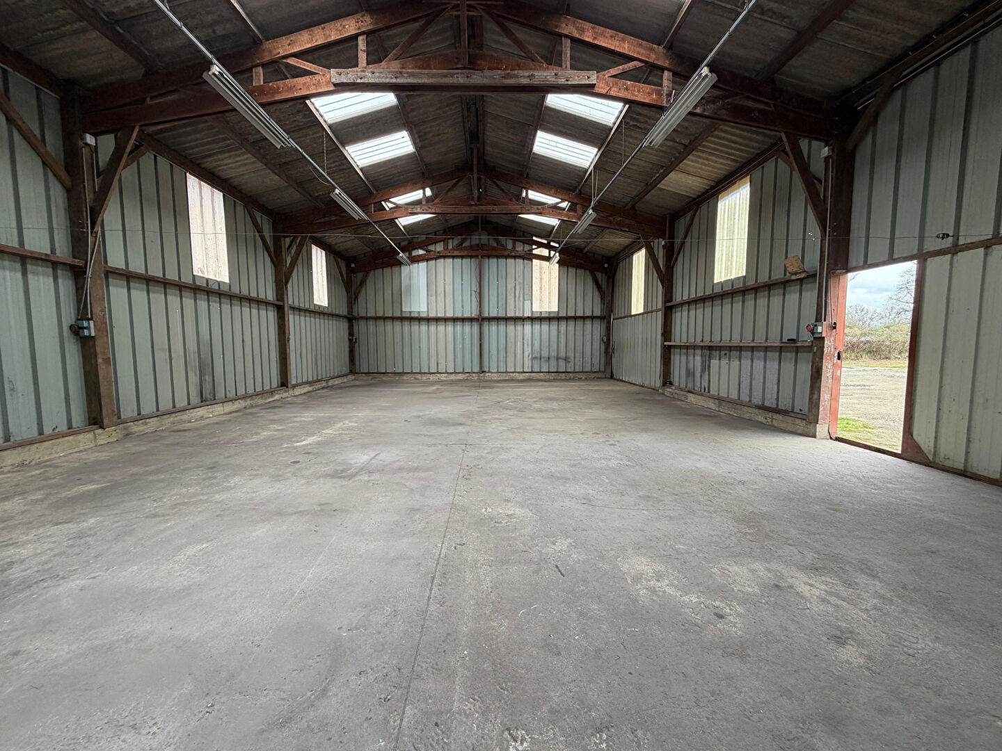 MONTFORT SUR MEU (35160) -  pièces -  m