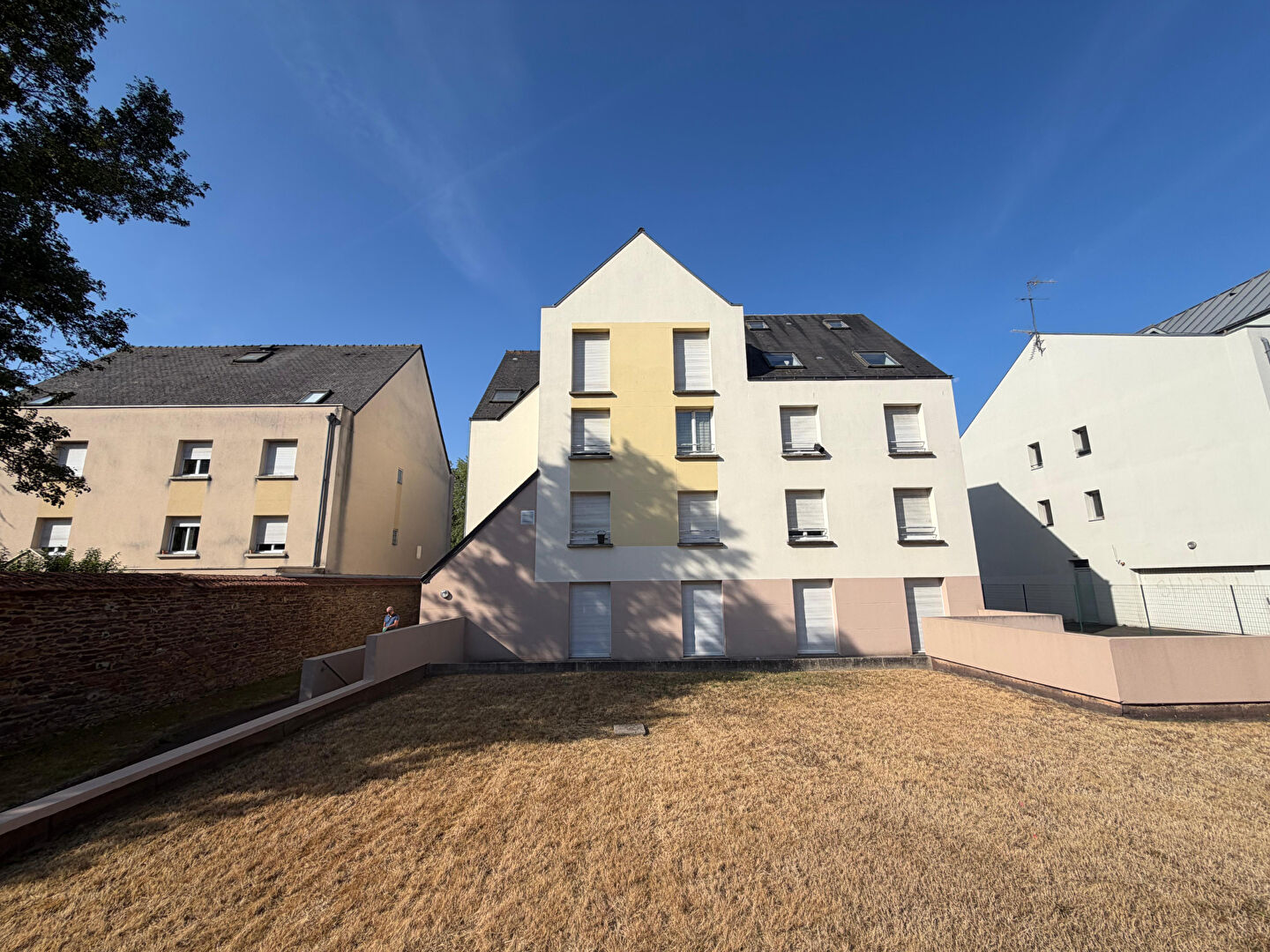 
RENNES
 (35000) - 1 pièces - 16.43 m